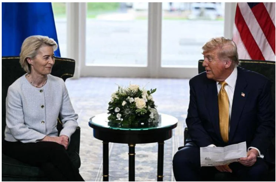Europa vs. Trump: L’Arte di Perdere in Grande Stile. Analisi dell’Accordo sui Dazi